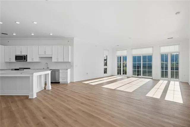 $1,545,000 | 1 1st Street, Unit 407, Oakmont, PA 15139