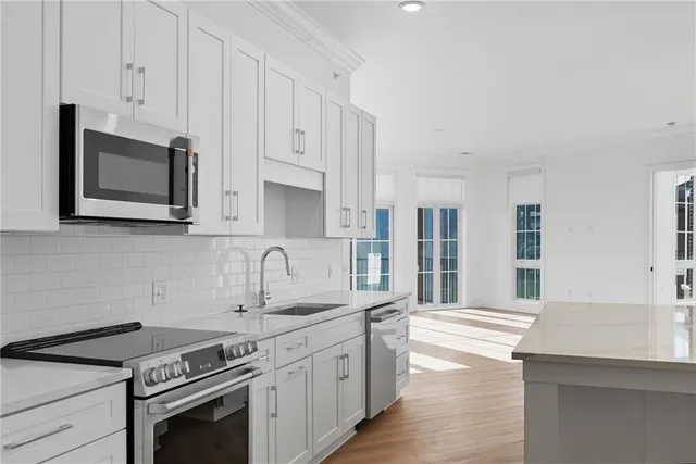 $1,545,000 | 1 1st Street, Unit 407, Oakmont, PA 15139