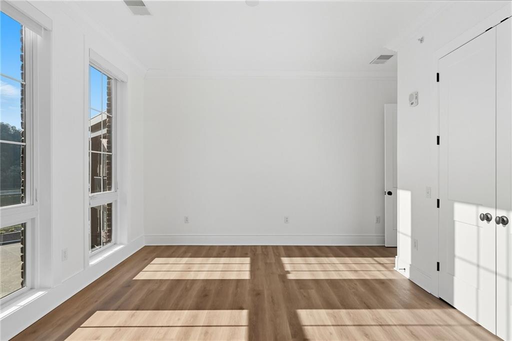 1 1st Street, Unit 407 Oakmont, PA 15139 - Photo 16 of 40 a view of an empty room