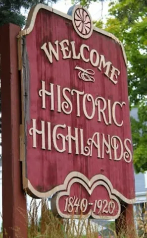 $1,650 | 468 Linden Street, Unit 2, Fall River, MA 02720