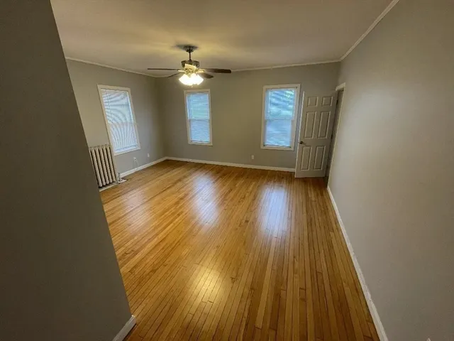 $1,650 | 468 Linden Street, Unit 2, Fall River, MA 02720