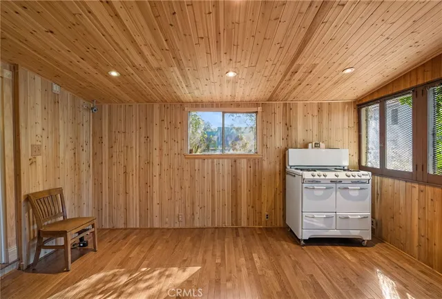 $749,999 | 591 West 9th Street, San Bernardino, CA 92410