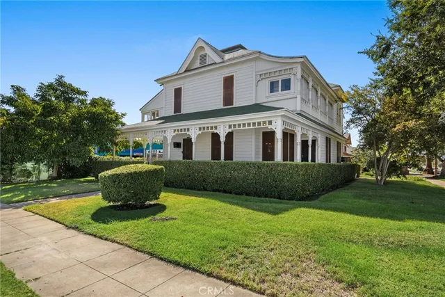 $749,999 | 591 West 9th Street, San Bernardino, CA 92410