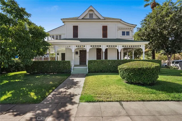 $749,999 | 591 West 9th Street, San Bernardino, CA 92410