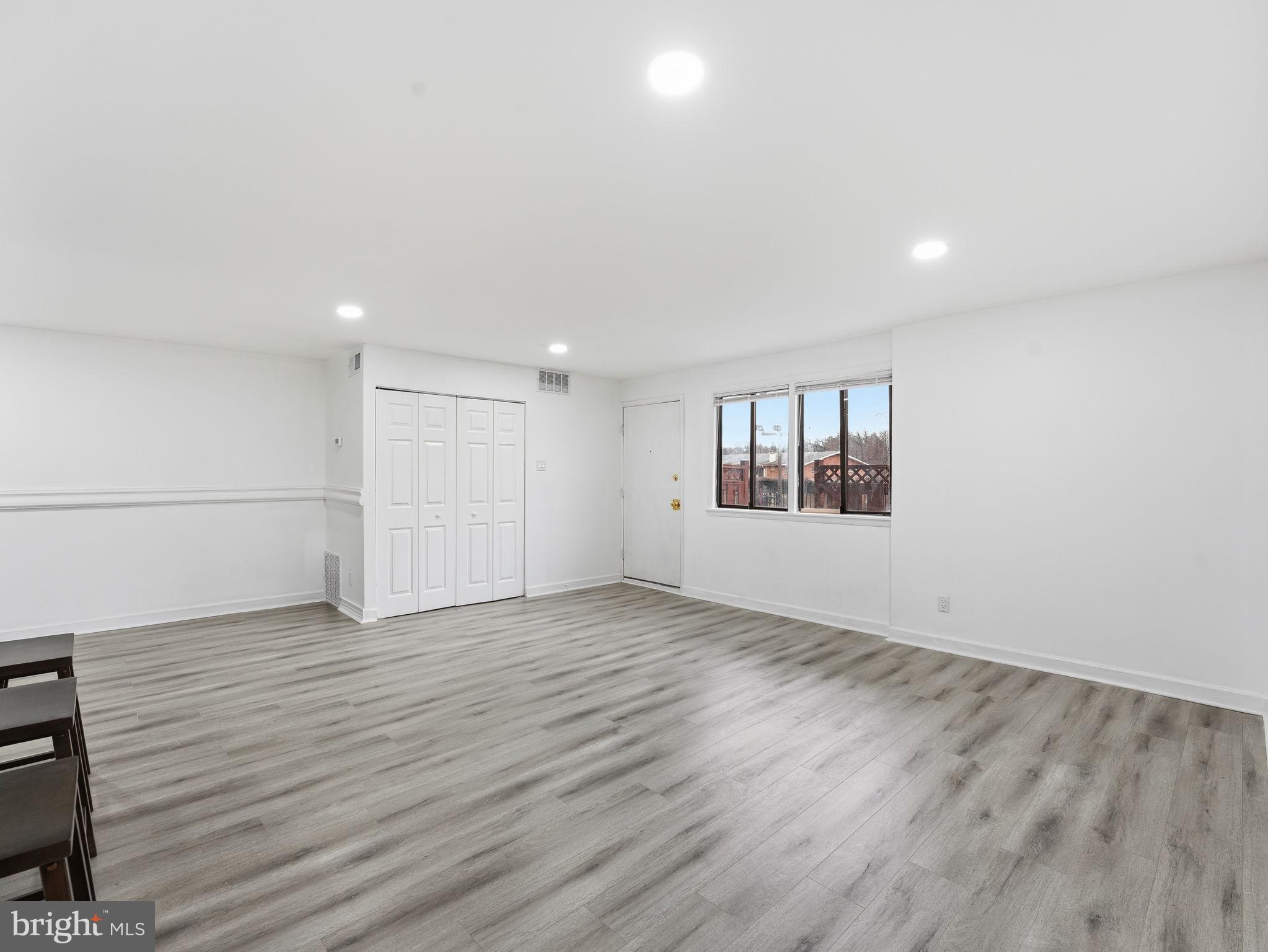 3930 Stone Gate Drive Suitland, MD 20746 - Photo 13 of 16