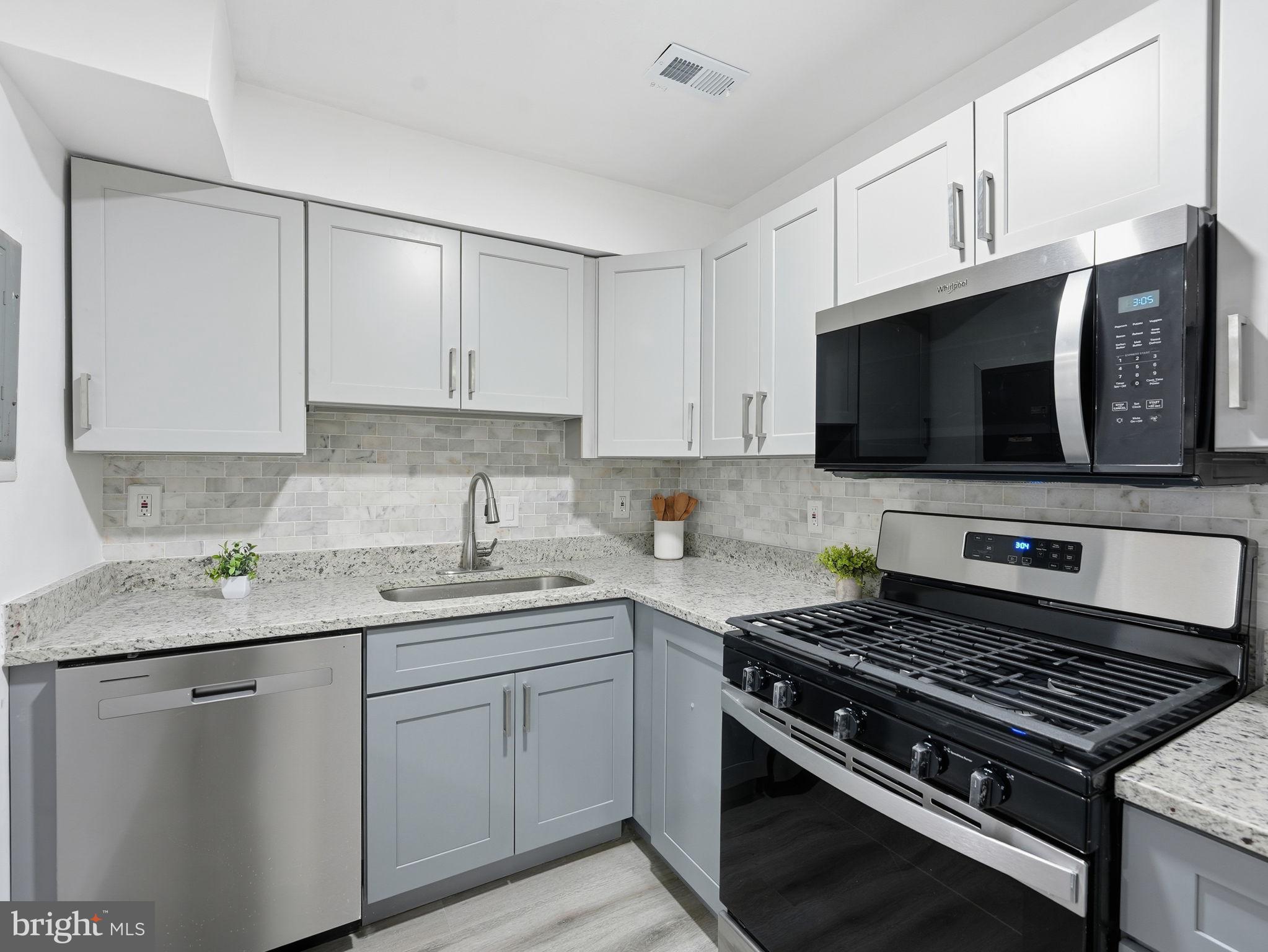 3930 Stone Gate Drive Suitland, MD 20746 - Photo 3 of 16