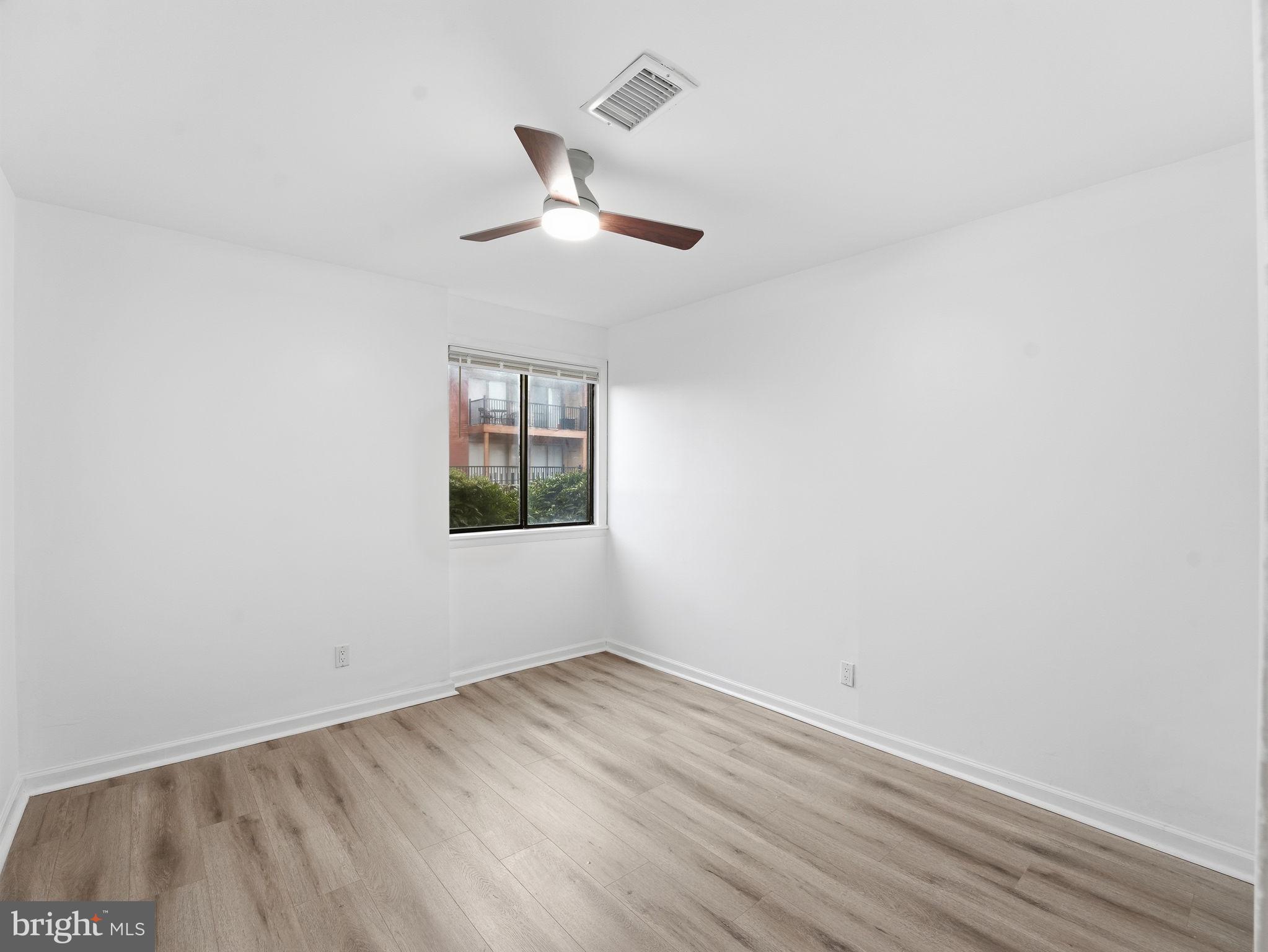 3930 Stone Gate Drive Suitland, MD 20746 - Photo 7 of 16