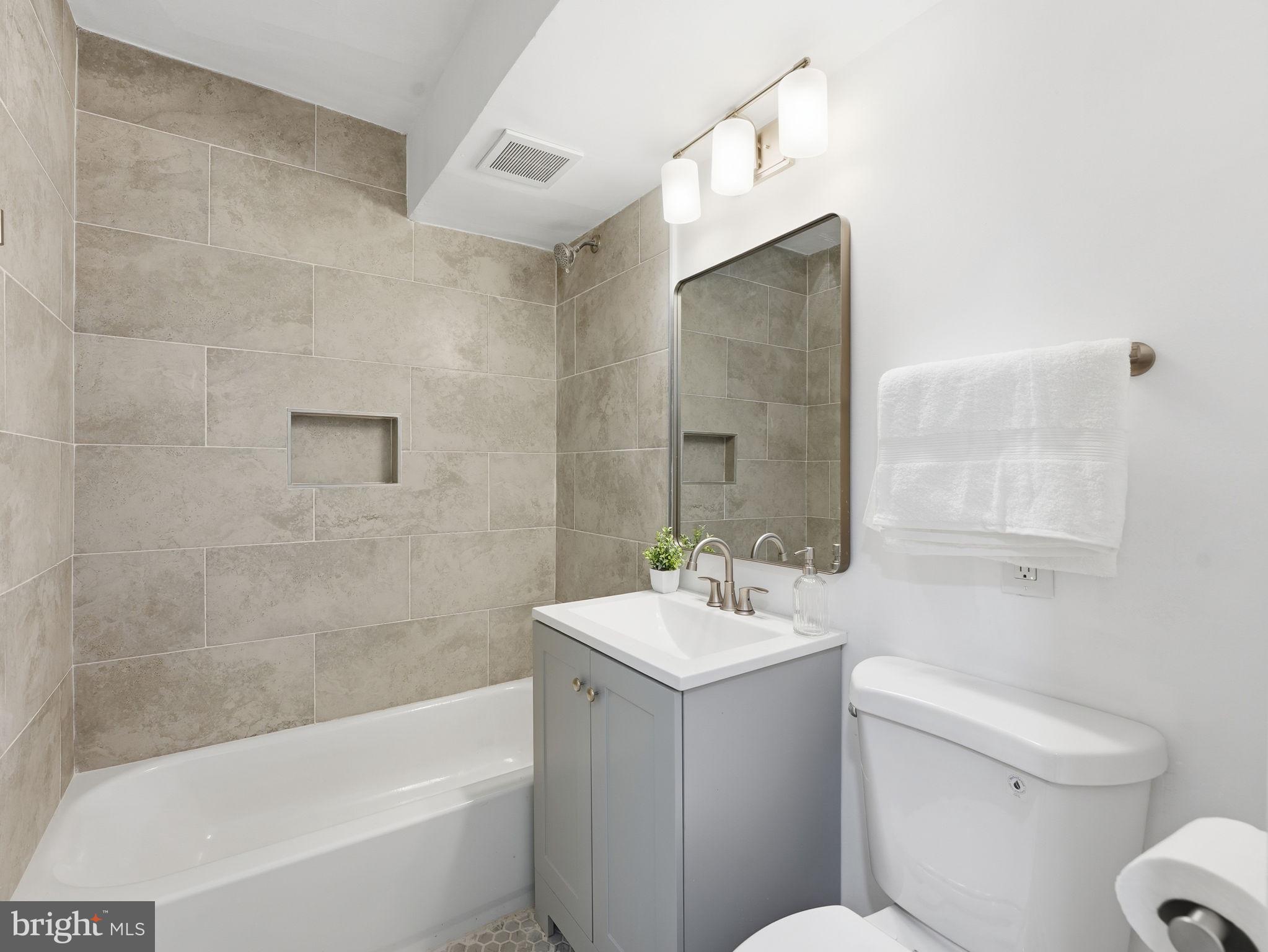 3930 Stone Gate Drive Suitland, MD 20746 - Photo 9 of 16