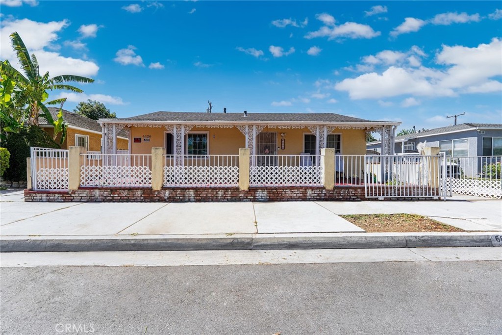 6824 Marcelle Street Paramount, CA 90723 - Photo 1 of 46