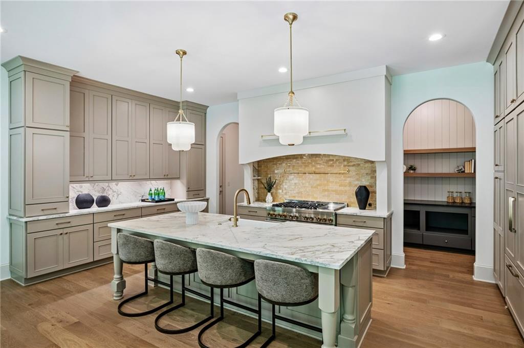 680 Edgewater Trail Atlanta, GA 30328 - Photo 9 of 34