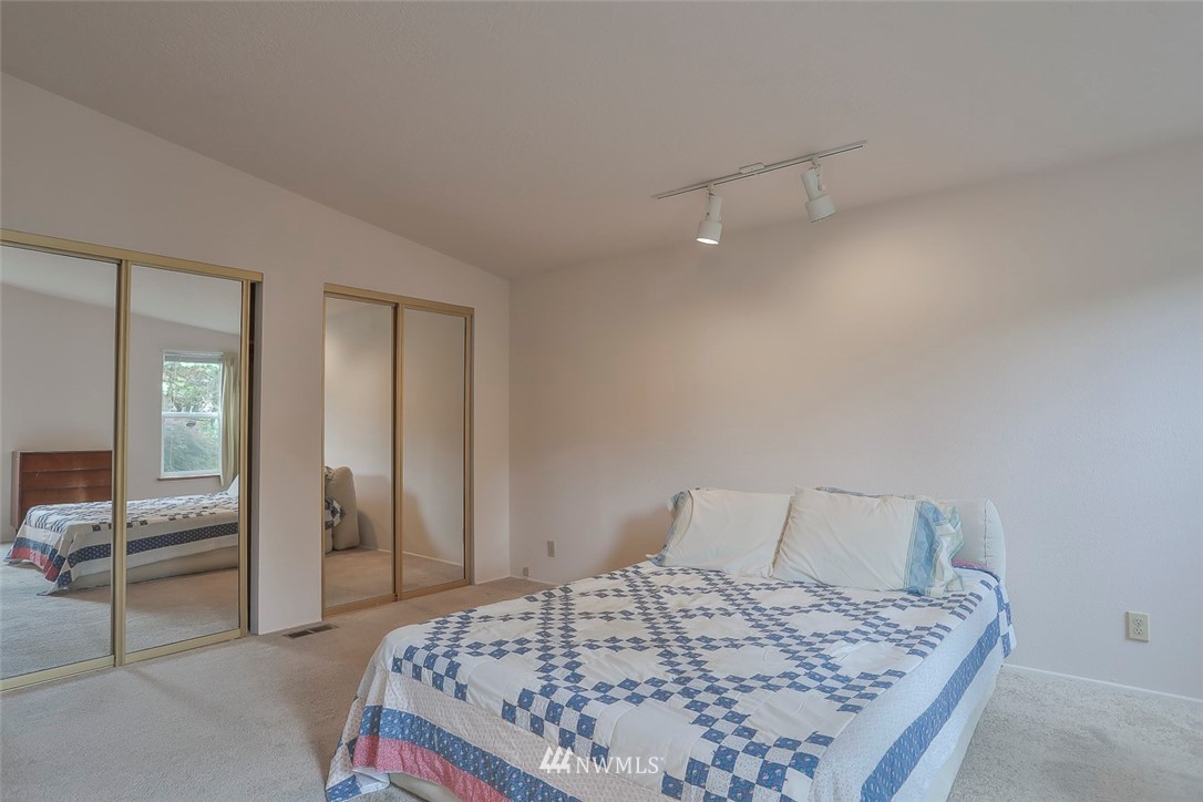 926 240th Place Southwest Bothell, WA 98021 - Photo 15 of 25