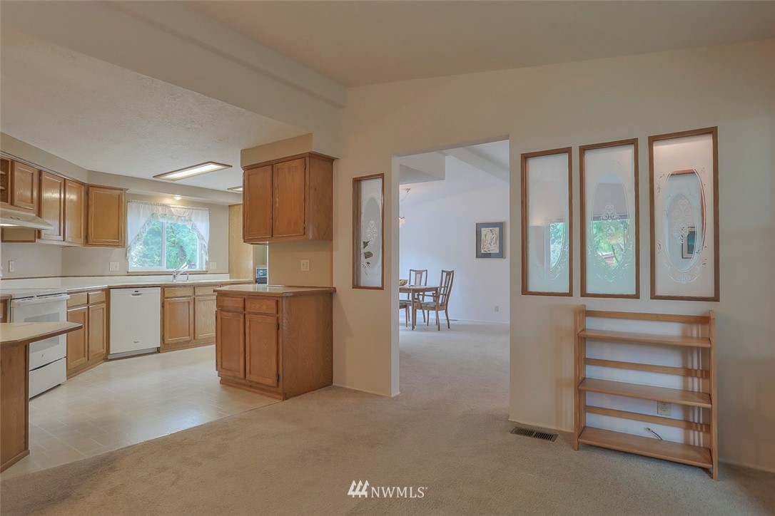 926 240th Place Southwest Bothell, WA 98021 - Photo 10 of 25