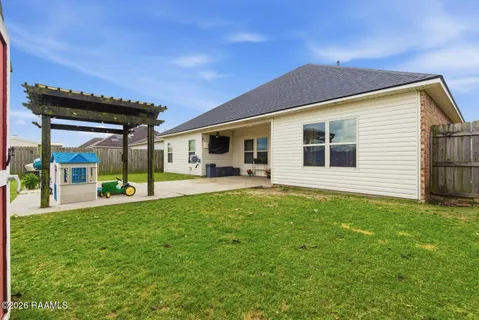 $245,000 | 108 Agrarian Avenue, Rayne, LA 70578