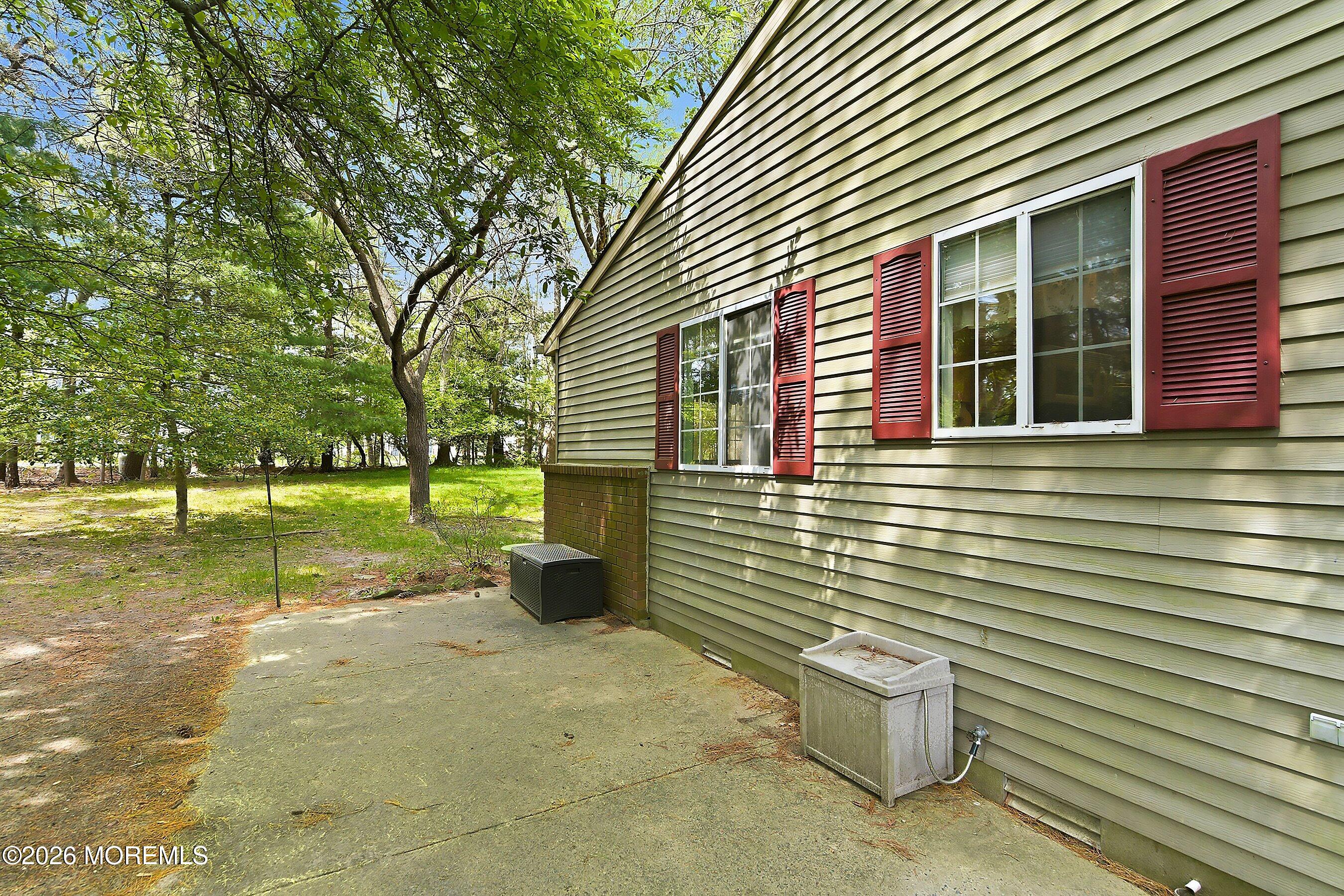 14 A Mill Road Whiting, NJ 08759 - Photo 28 of 39 Patio