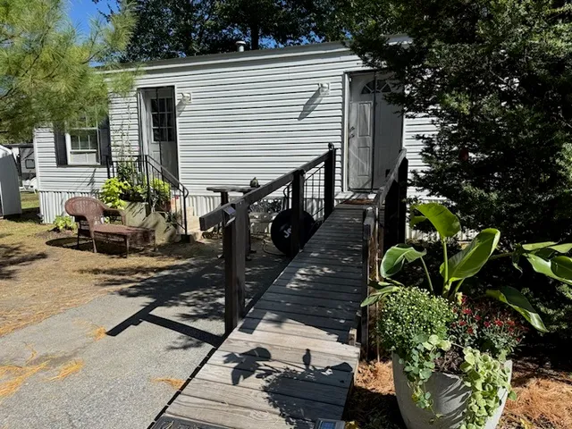 $85,000 | 521 Forest Avenue, Middletown, RI 02842