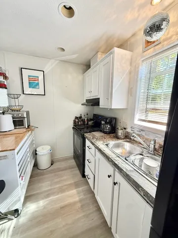 $85,000 | 521 Forest Avenue, Middletown, RI 02842