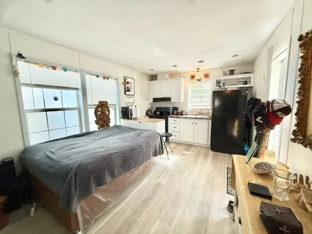 $85,000 | 521 Forest Avenue, Middletown, RI 02842