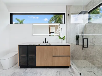 $10,200,000 | 111 Fiesta Way, Fort Lauderdale, FL 33301