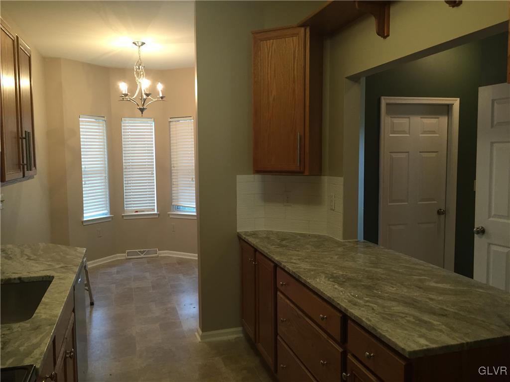 1134 Old Gate Road Northampton, PA 18067 - Photo 8 of 34 Gallery Image 8