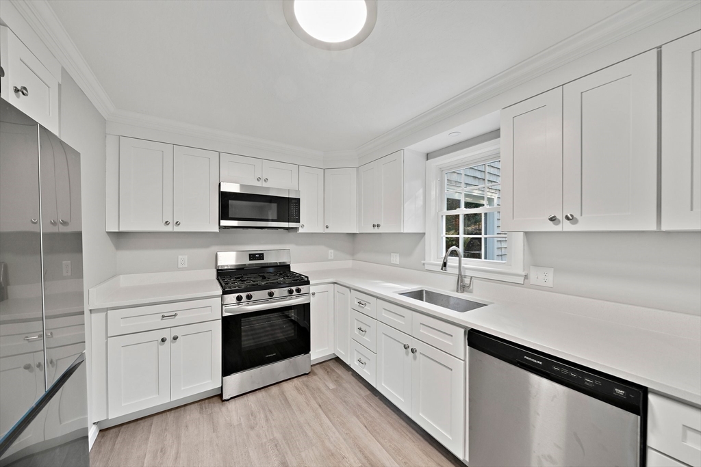 25 Reservoir Road, Unit D10 Pembroke, MA 02359 - Photo 11 of 37 Gallery Image 11