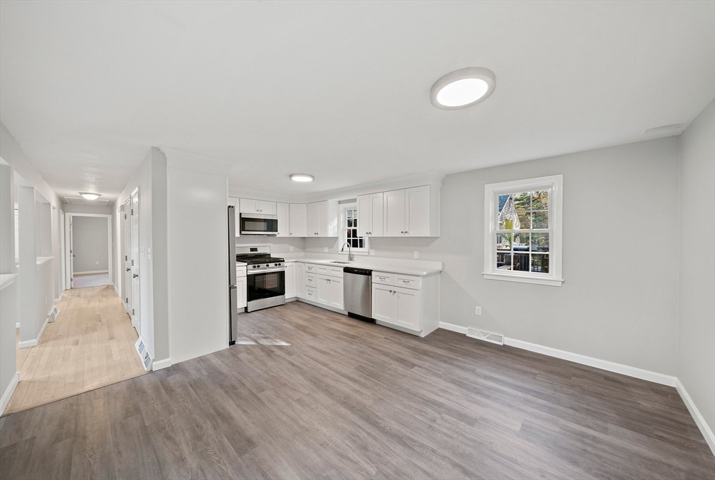 25 Reservoir Road, Unit D10 Pembroke, MA 02359 - Photo 9 of 37 Gallery Image 9