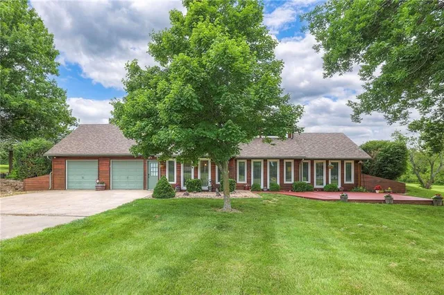 $580,000 | 2000 East 187th Street, Belton, MO 64012