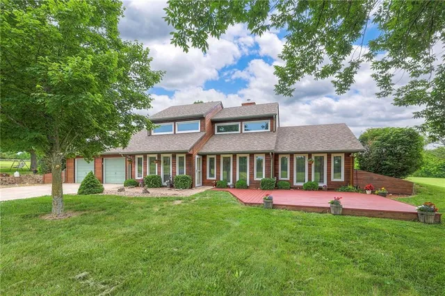 $580,000 | 2000 East 187th Street, Belton, MO 64012