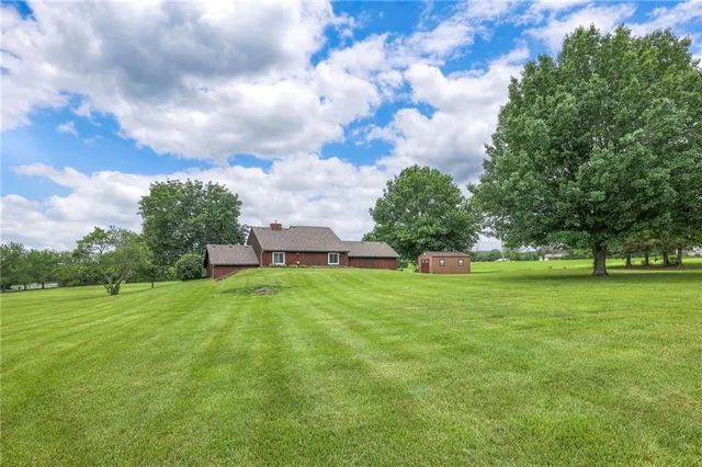 $580,000 | 2000 East 187th Street, Belton, MO 64012