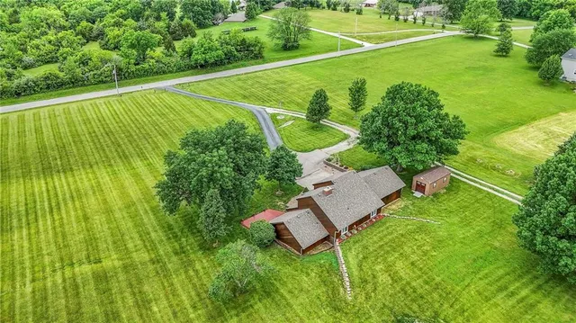 $580,000 | 2000 East 187th Street, Belton, MO 64012