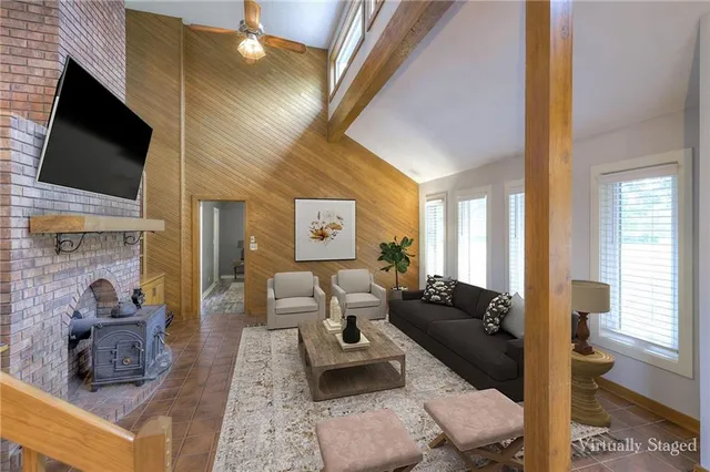 $580,000 | 2000 East 187th Street, Belton, MO 64012