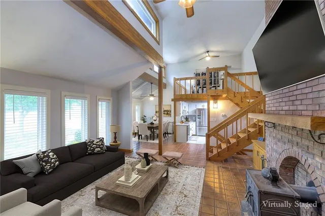 $580,000 | 2000 East 187th Street, Belton, MO 64012