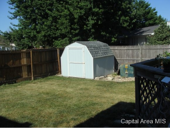 5264 Buford Street Springfield, IL 62703 - Photo 2 of 6