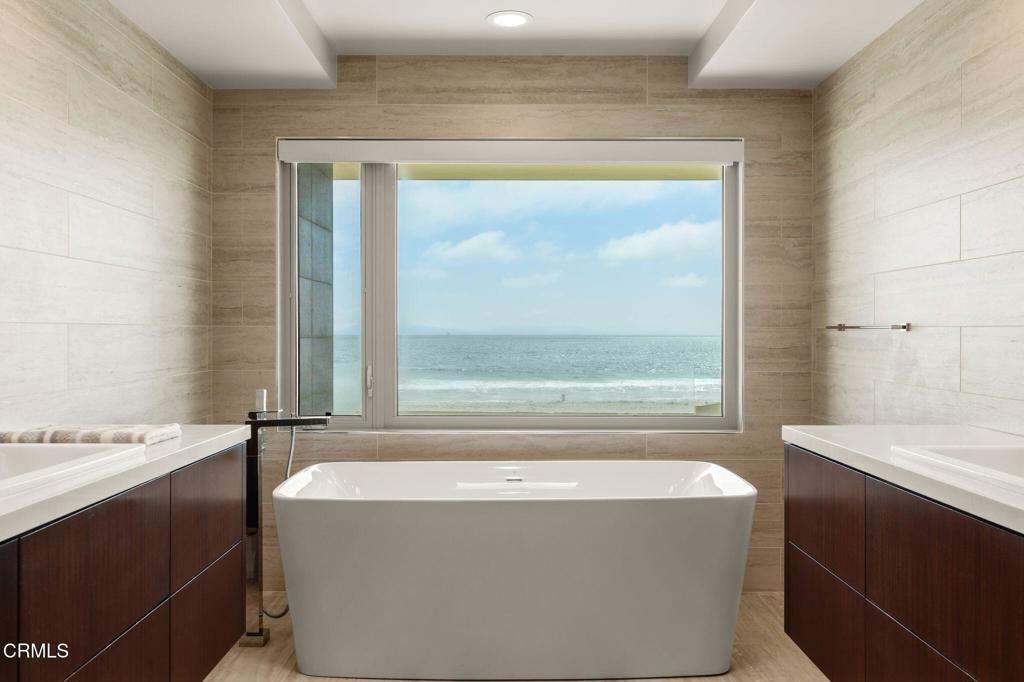 827 Mandalay Beach Road Oxnard, CA 93035 - Photo 35 of 50