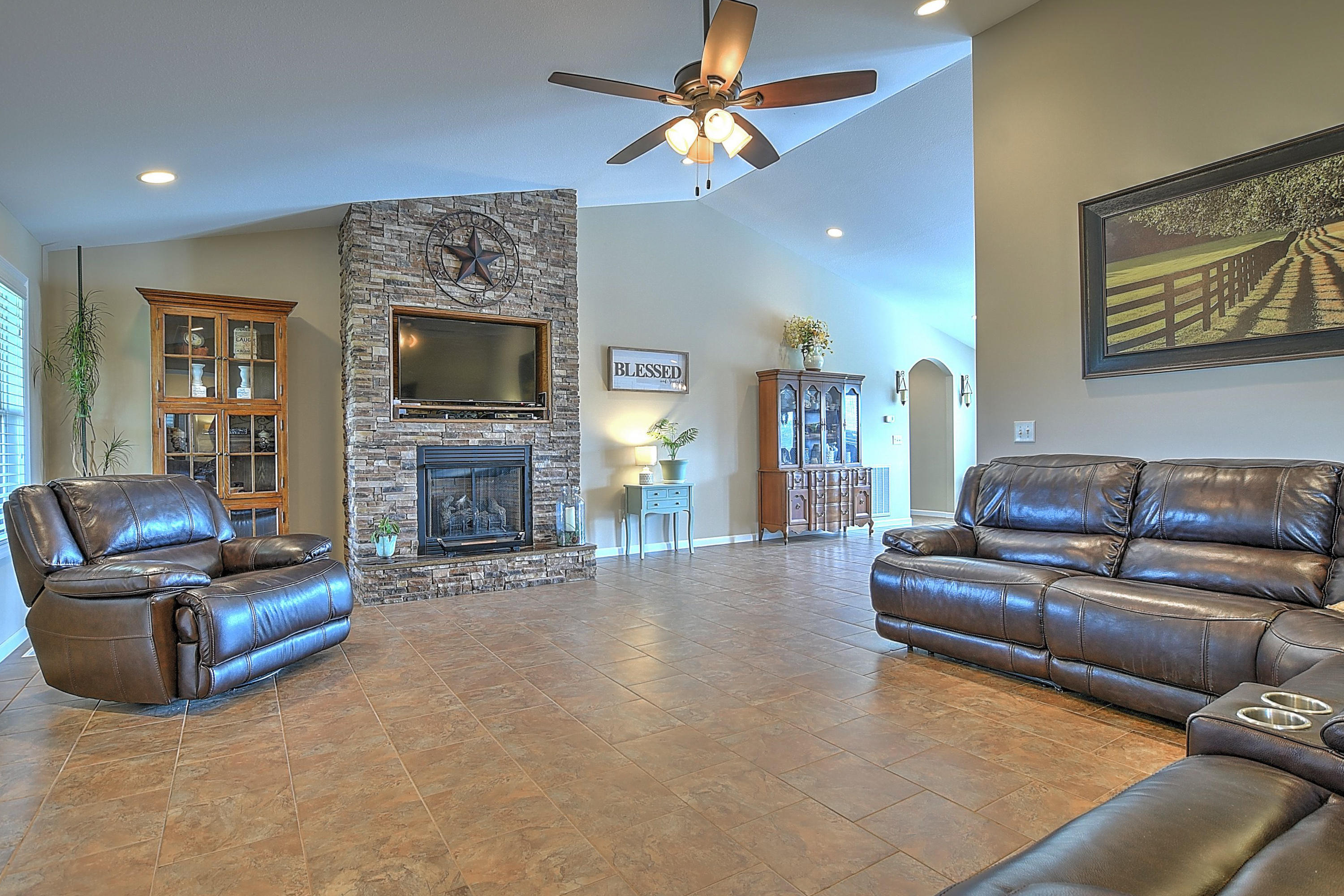 568 Sand Valley Road Jonesborough, TN 37659 - Photo 5 of 44 568 Sand Valley-7
