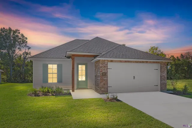 $319,900 | 12037 Clare Court, Geismar, LA 70734
