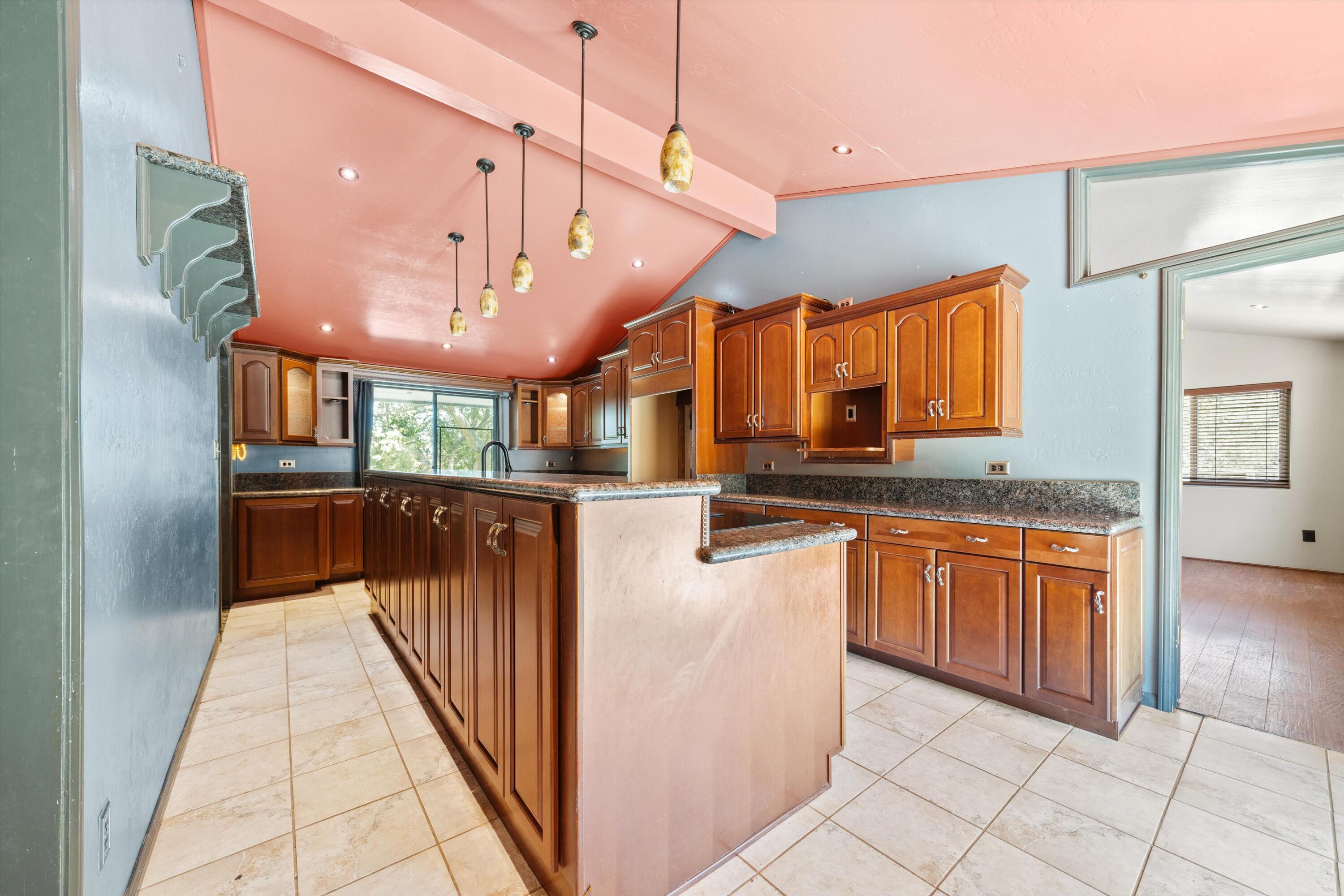 28842 Quail Line Road Keene, CA 93531 - Photo 11 of 46 23-JYP08708
