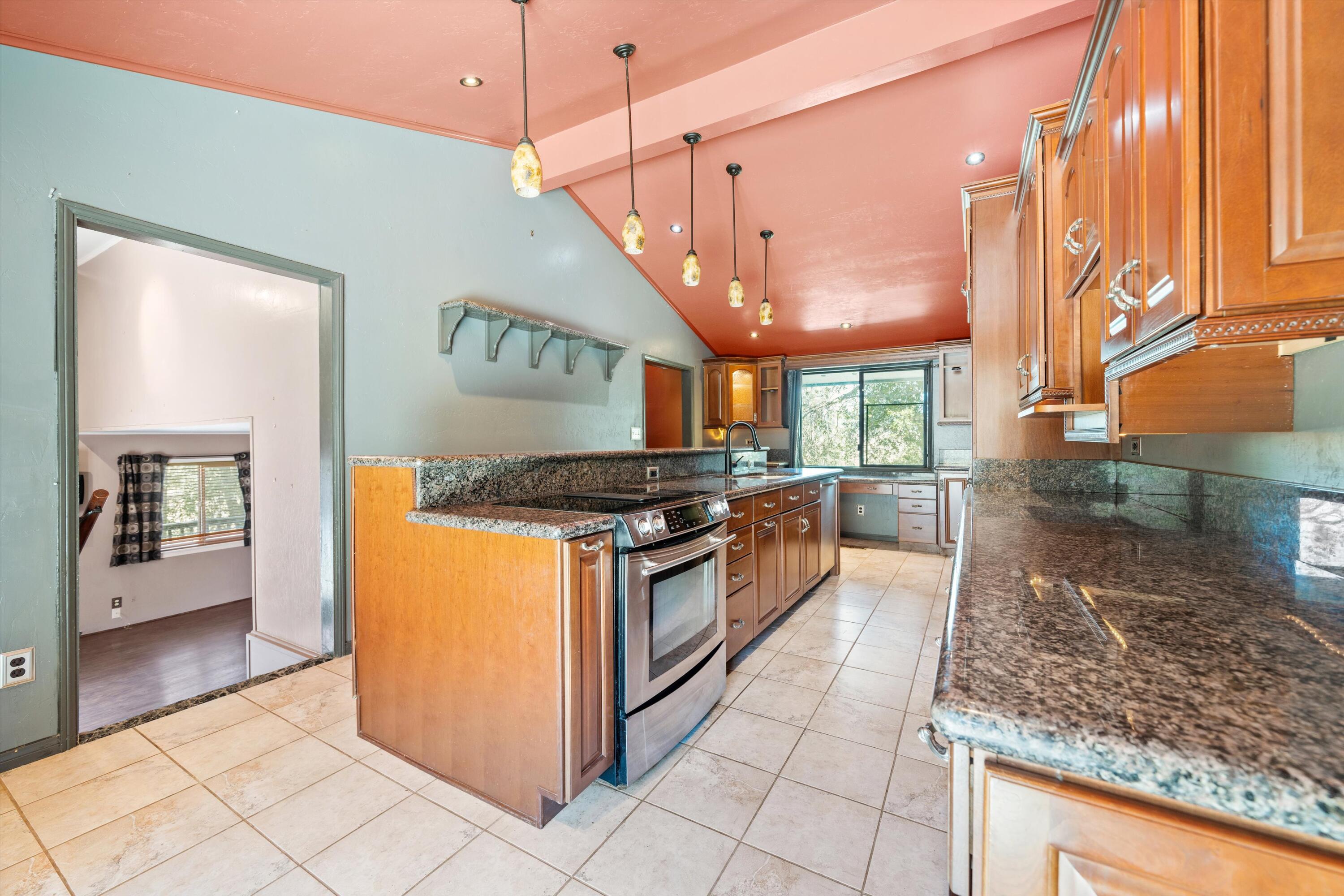 28842 Quail Line Road Keene, CA 93531 - Photo 12 of 46 24-JYP08711