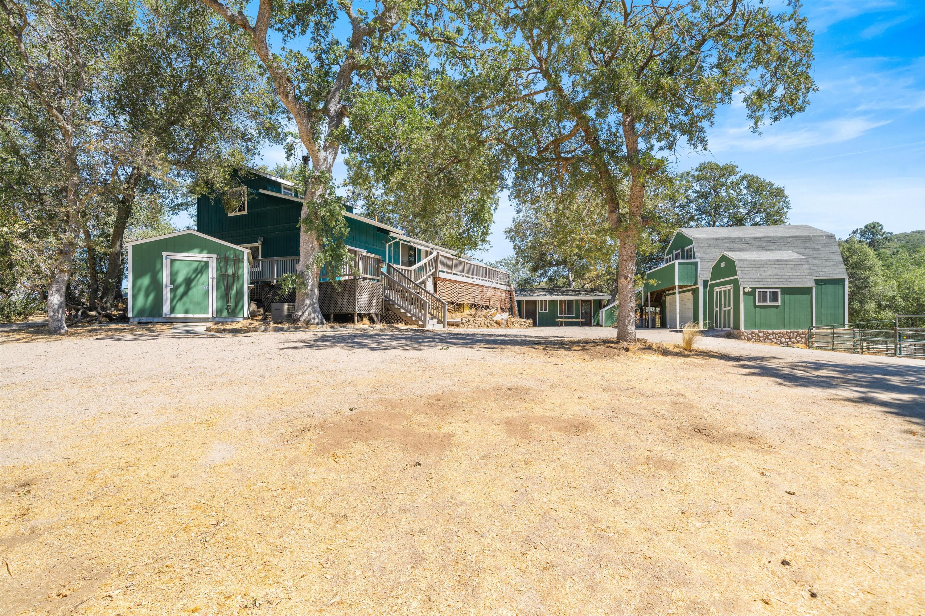 28842 Quail Line Road Keene, CA 93531 - Photo 4 of 46 34-JYP08747