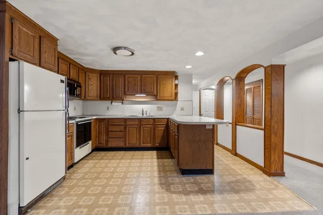 $1,850,000 | 184-186 Linwood Avenue, Newton, MA 02460