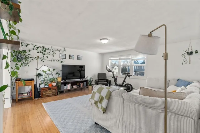 $1,850,000 | 184-186 Linwood Avenue, Newton, MA 02460