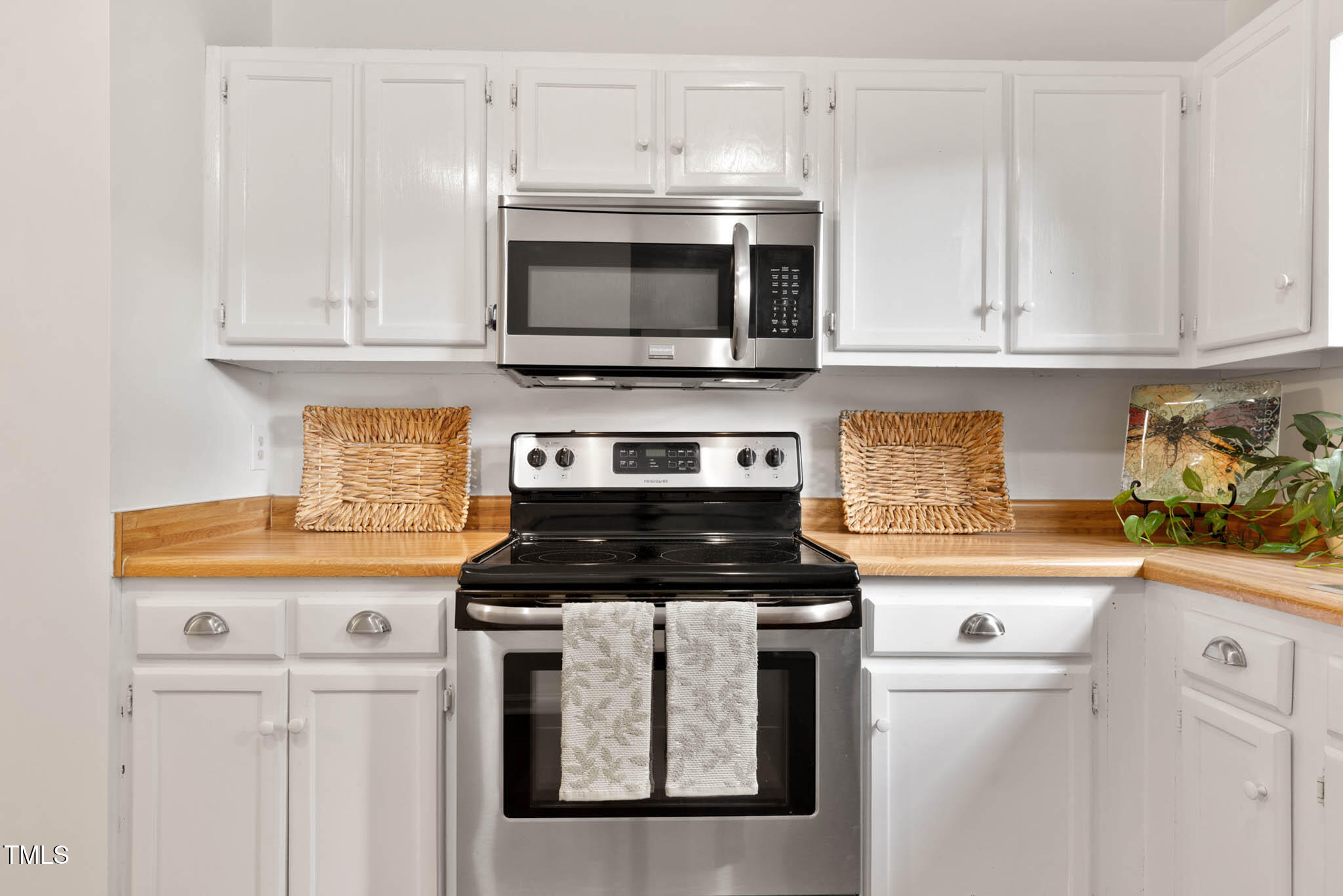 5444 Pine Top Circle Raleigh, NC 27612 - Photo 12 of 45