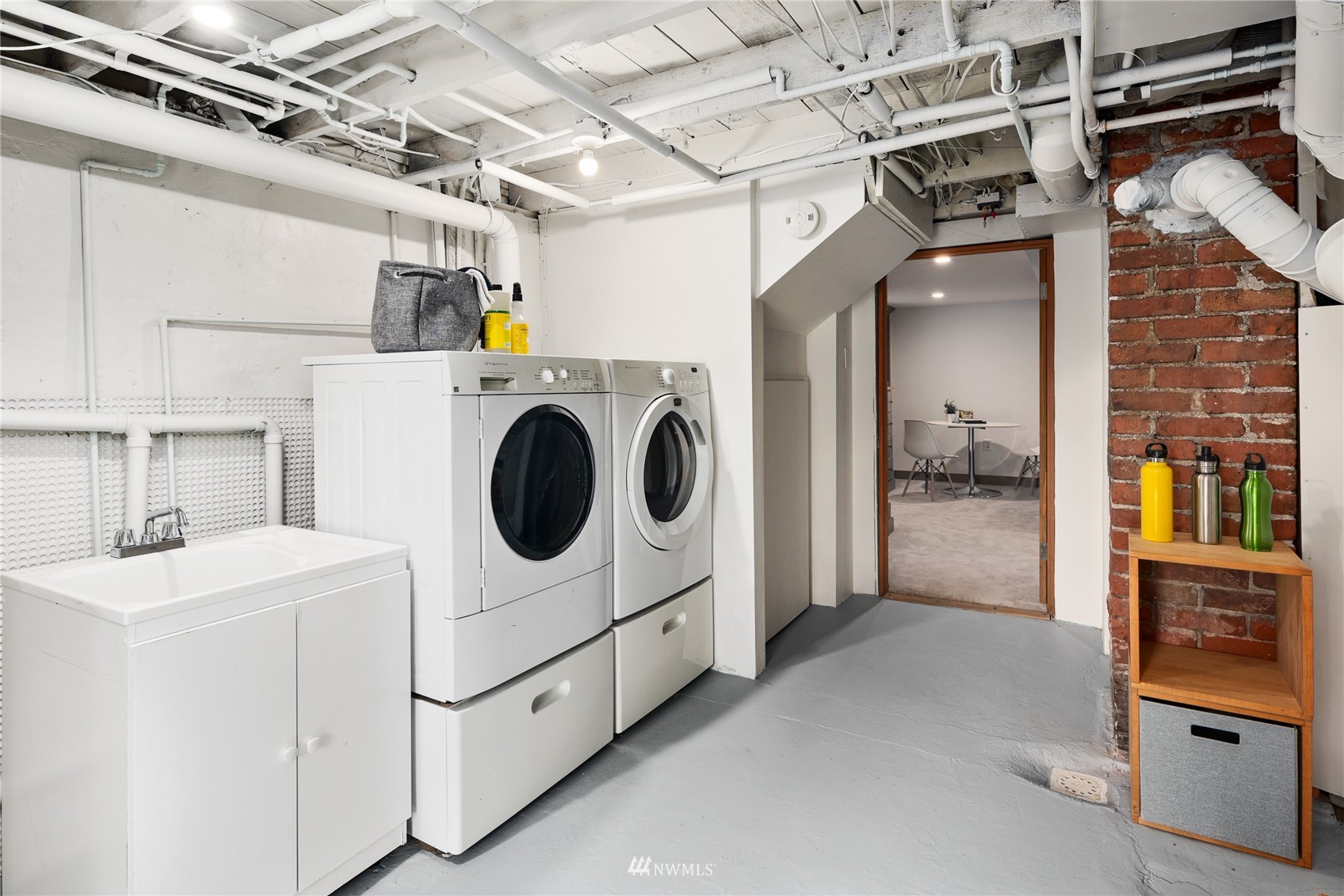2419 2nd Avenue West Seattle, WA 98119 - Photo 20 of 30 a utility room with dryer and washer
