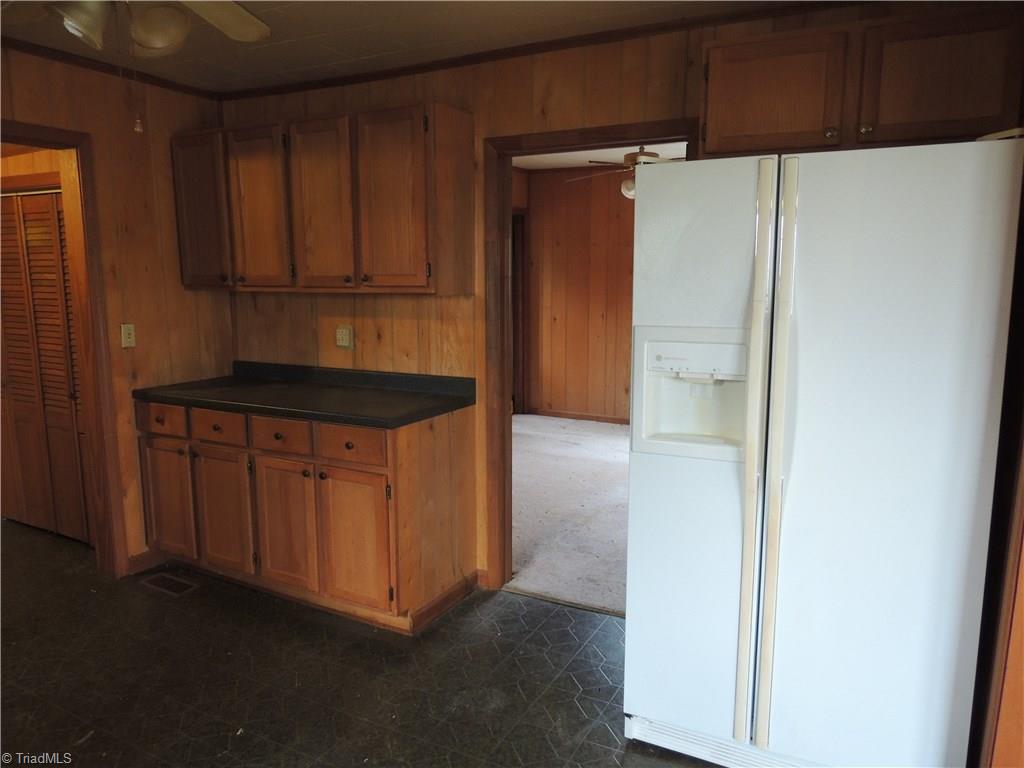 1202 Sharpe Road Burlington, NC 27217 - Photo 9 of 14 Gallery Image 9
