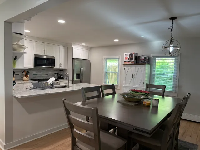 $384,900 | 4 North Spring Street, Ansonia, CT 06401