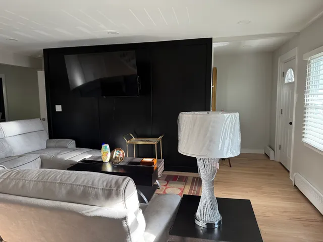 $384,900 | 4 North Spring Street, Ansonia, CT 06401