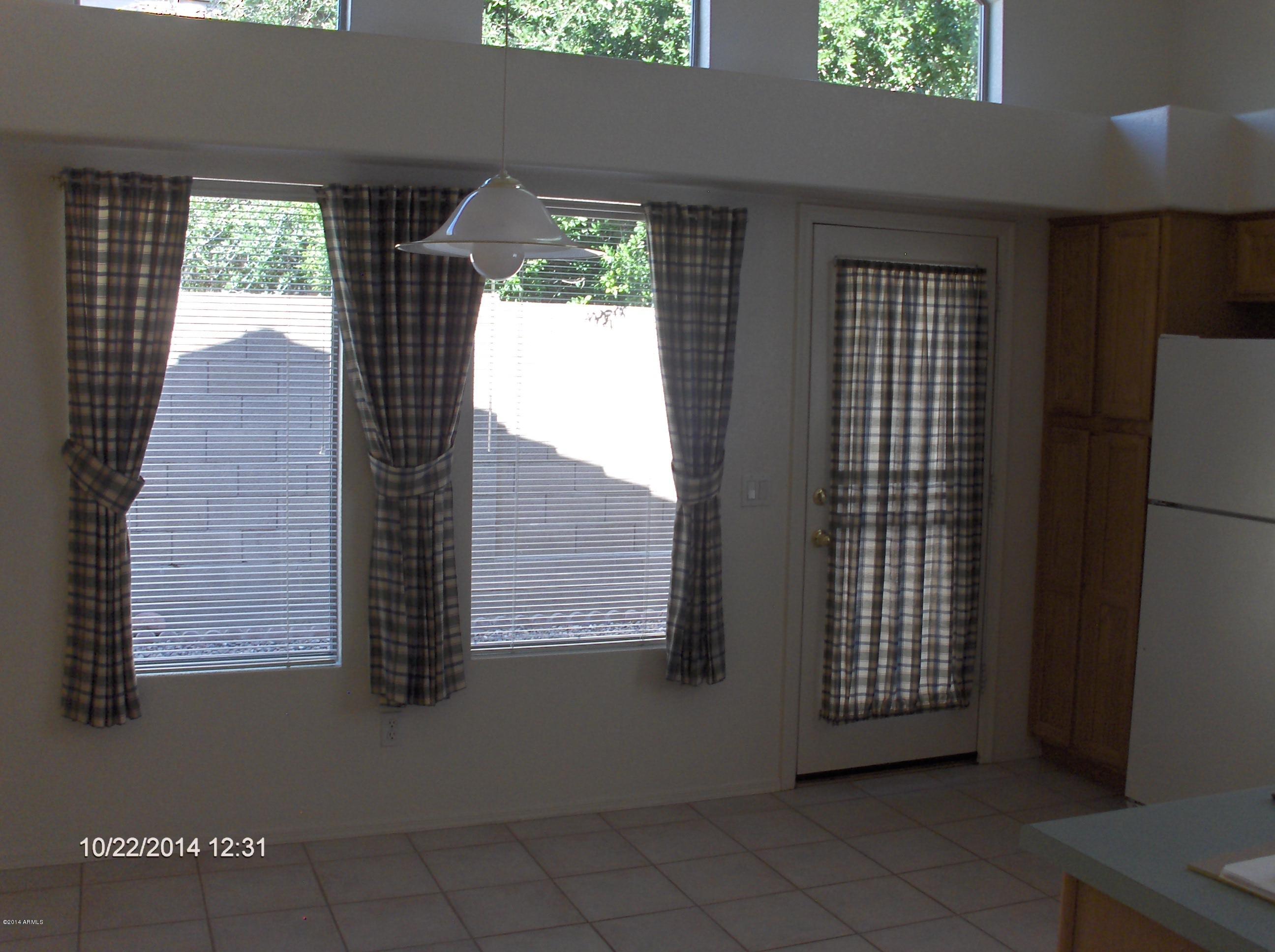 1342 West Escuda Road Phoenix, AZ 85027 - Photo 8 of 27 1342 w Escuda rd 024