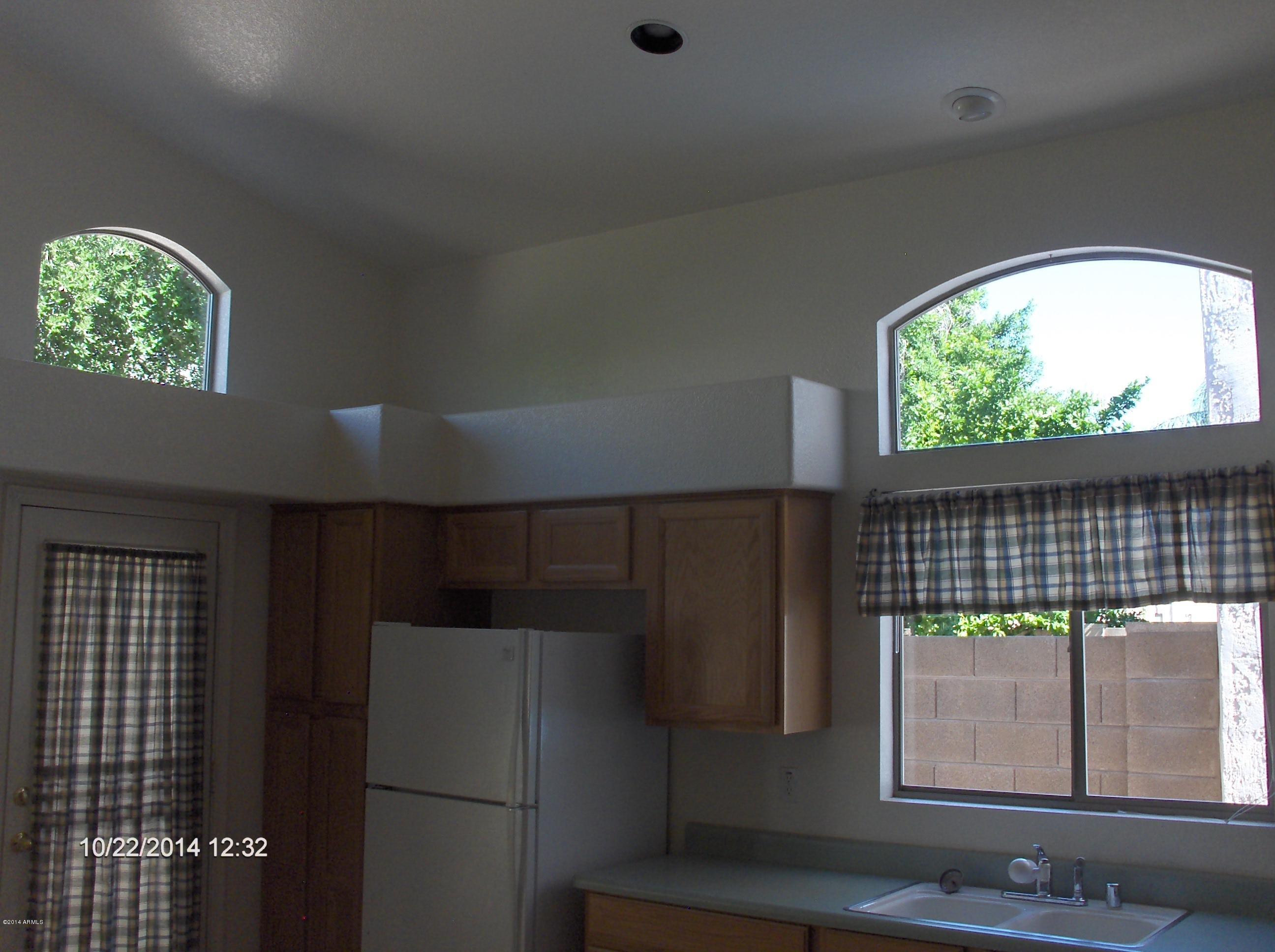 1342 West Escuda Road Phoenix, AZ 85027 - Photo 9 of 27 1342 w Escuda rd 030