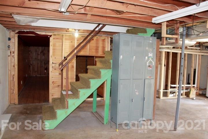 470 Wildlife Access Road Hickory, NC 28601 - Photo 28 of 38 Gallery Image 28