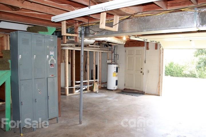 470 Wildlife Access Road Hickory, NC 28601 - Photo 29 of 38 Gallery Image 29