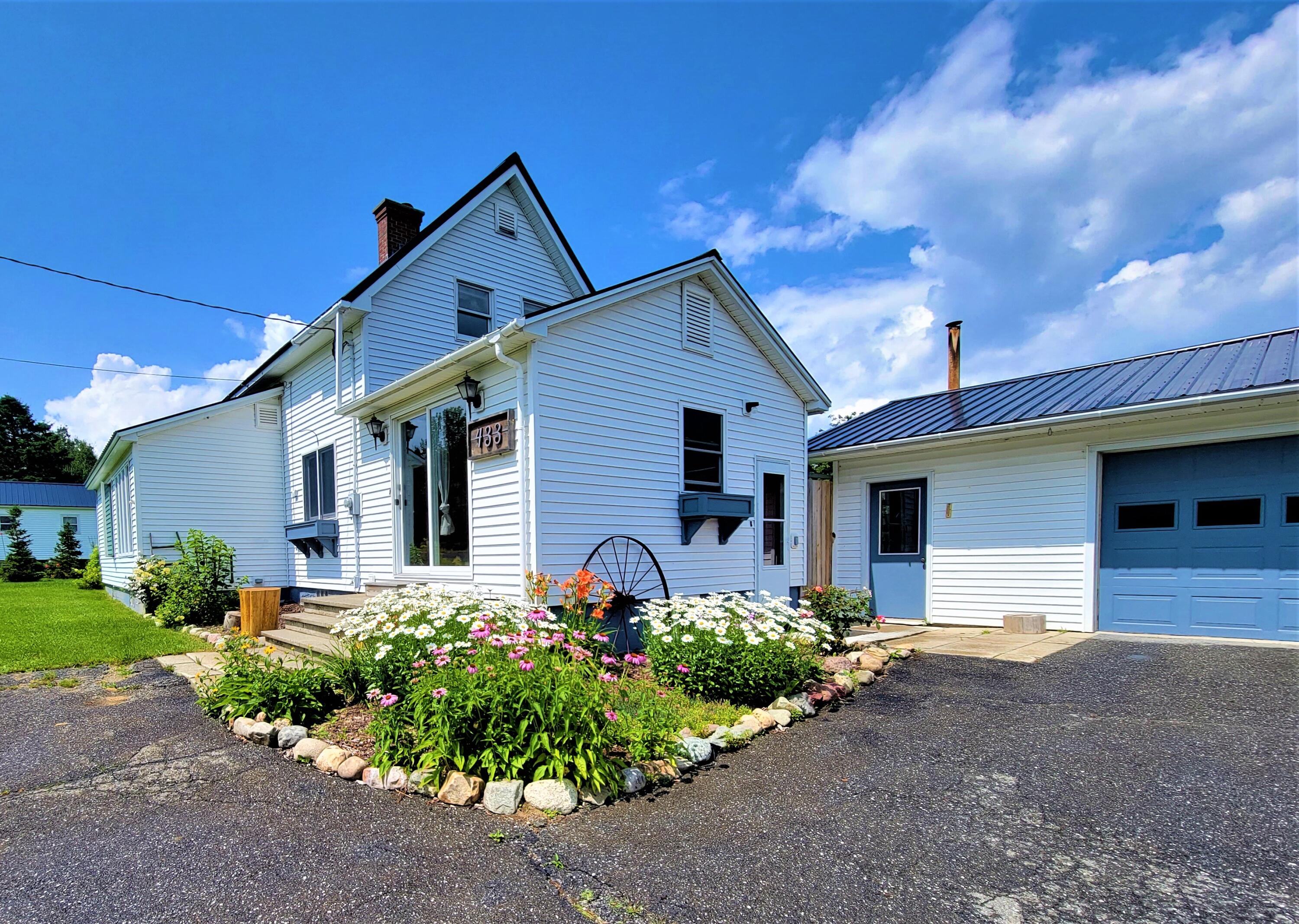 433 Haystack Road Castle Hill, ME 04757 - Photo 5 of 43 9